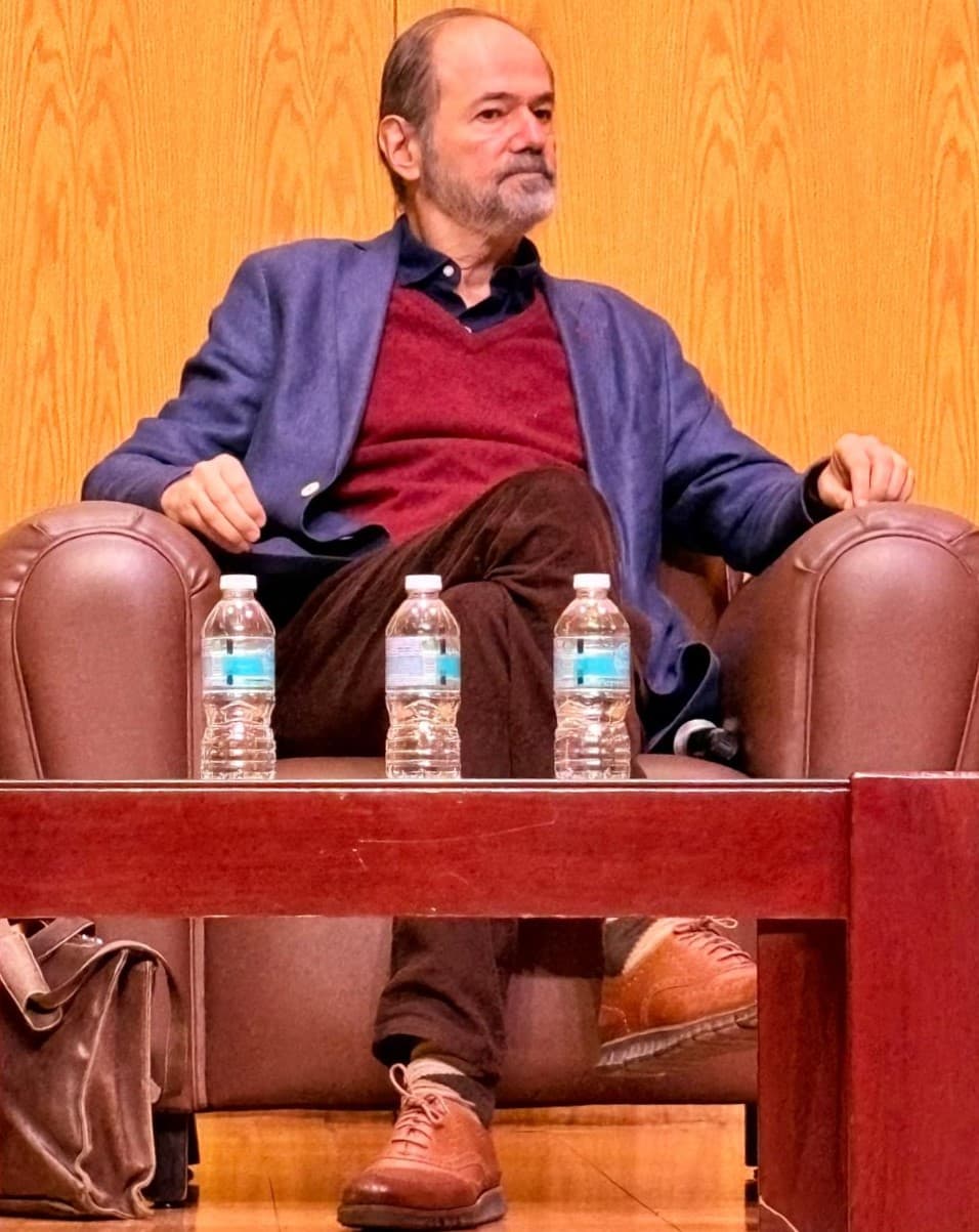 El Carle dialoga con Juan Villoro