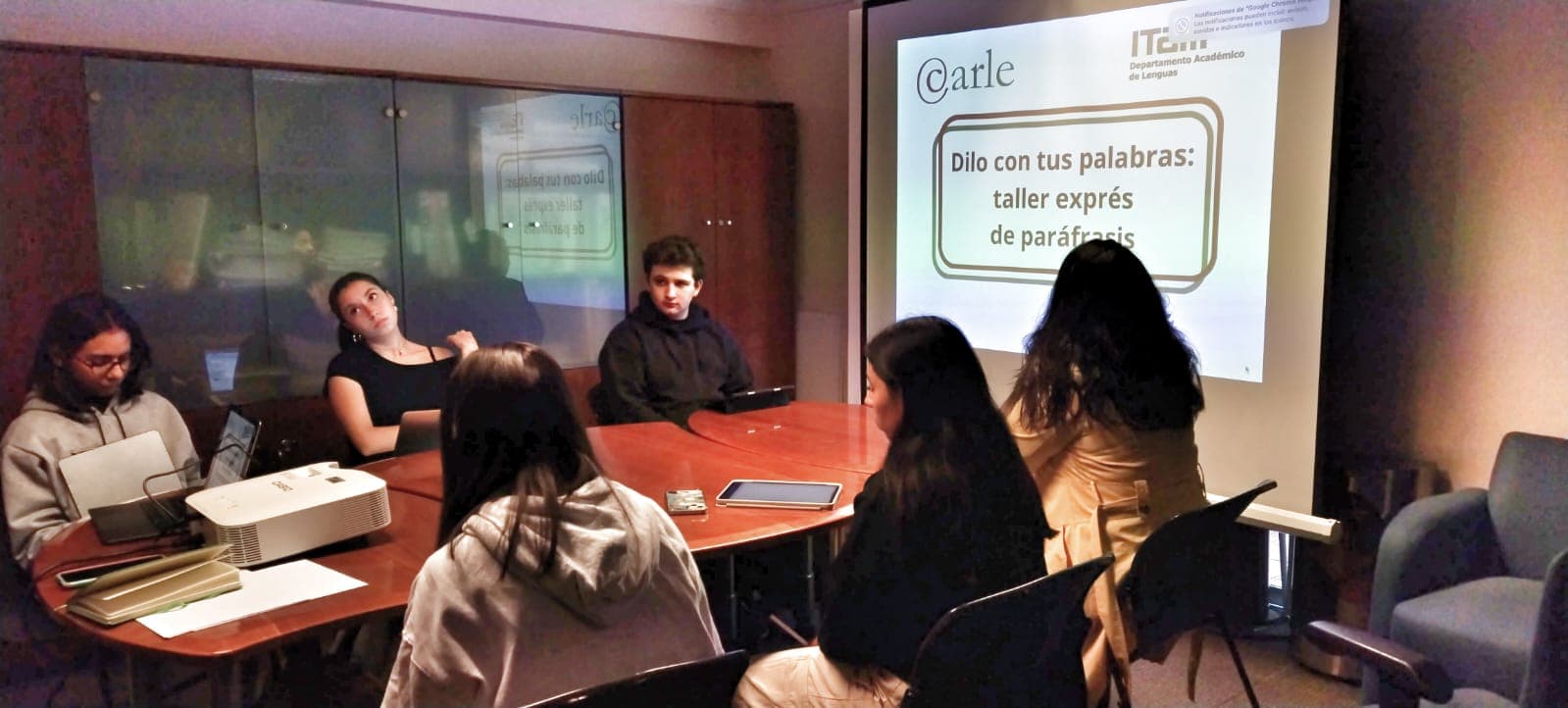 Dilo con tus palabras: taller exprés de paráfrasis